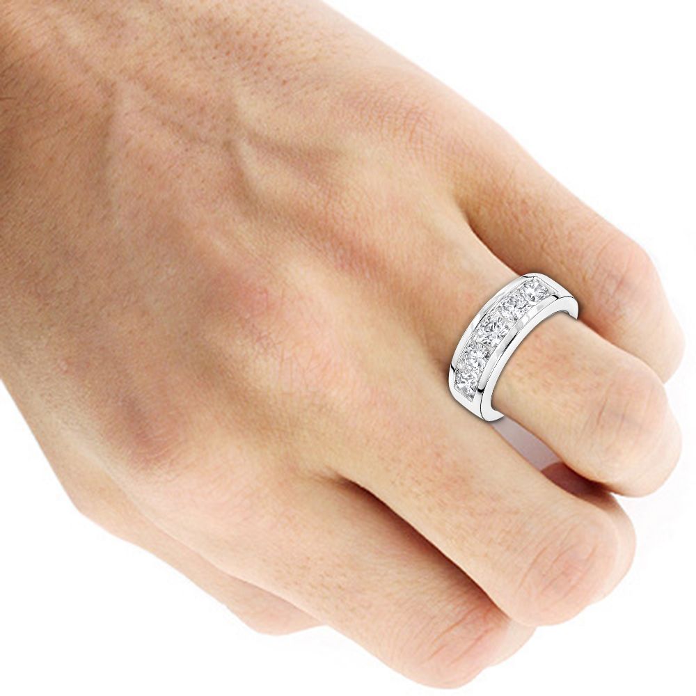 2 ct Round Brilliant Cut mens wedding ring Special For Him
