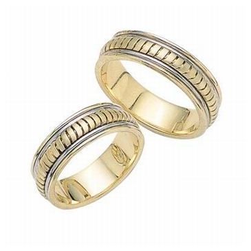 950 Platinum and 18K Gold His & Hers Two Tone Wedding Band Set 018