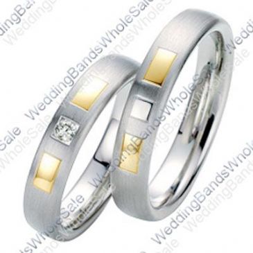 18k Gold 5mm Geometric His & Hers Two Tone 0.05ctw Diamond Wedding Band Set 237